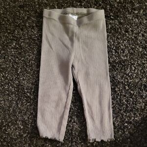 Kids Ribbed Leggings in Gray